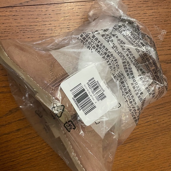 Old Navy Faux-Suede Tall Toddler Girl Boots NWT - Picture 4 of 5